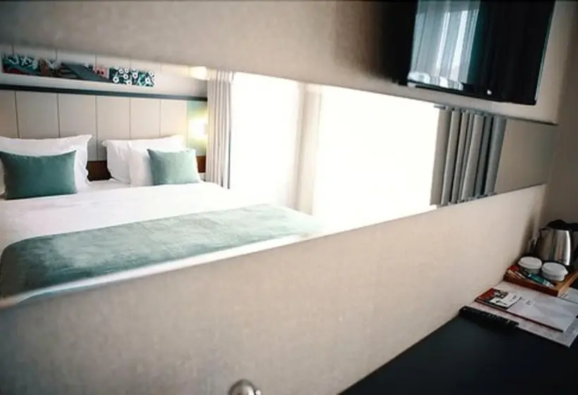 スタンダードシティビュールーム, Juno Hotel Taksim