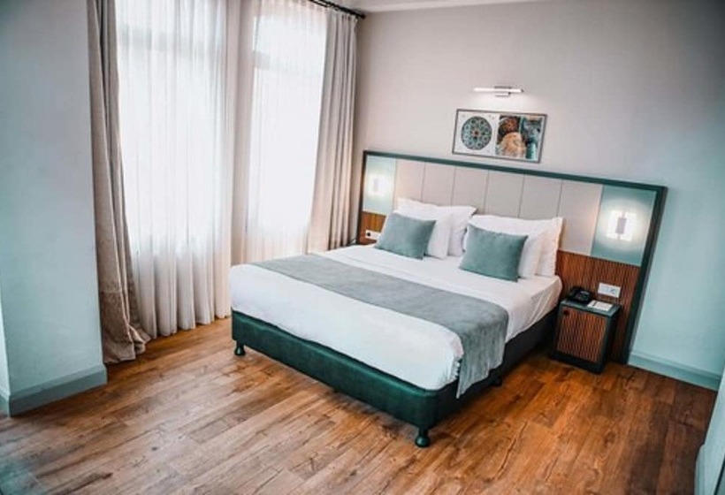 اتاق لوکس با چشم‌انداز دریا, Juno Hotel Taksim