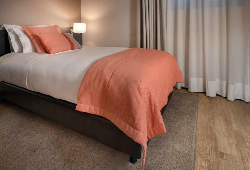 غرفة فردية داخلية, Aveiro Palace