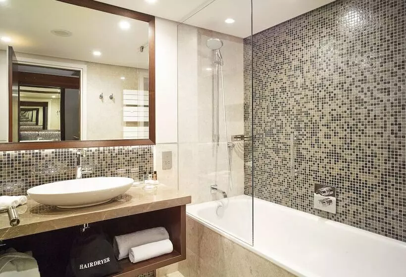 Camera Standard, Crowne Plaza Bucharest By Ihg