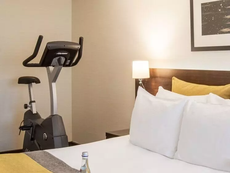 Camera Premium con Balcone, Crowne Plaza Bucharest By Ihg