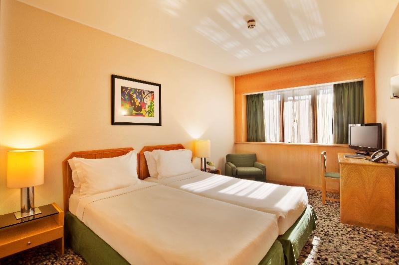 اتاق سوپریور با چشمانداز رودخانه, Ramada By Wyndham Lisbon