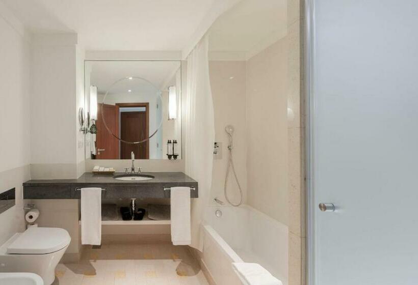 غرفة سوبيريور مطلّة علي الحديقة, Terra Nostra Garden