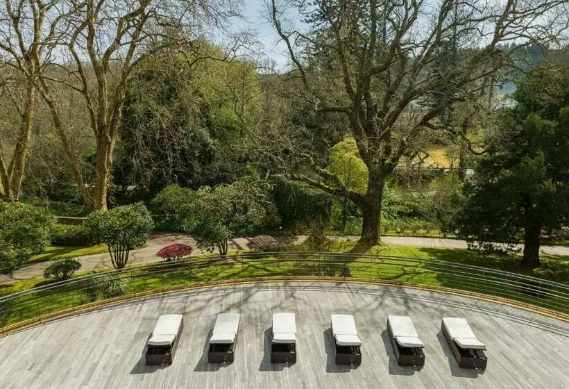 اتاق لوکس با چشم‌انداز باغ, Terra Nostra Garden