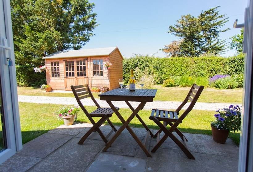 חדר סטנדרט, Linden House