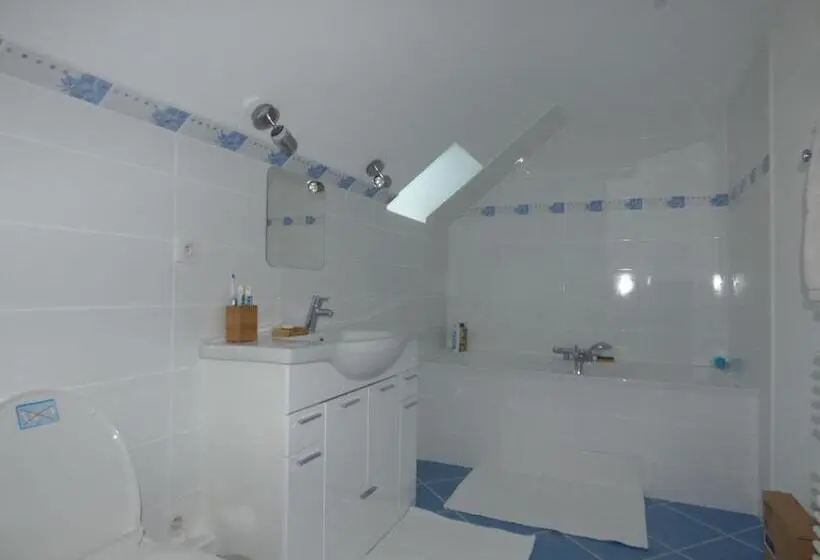 Suite 2 Dormitorios, L'étable Givernoise