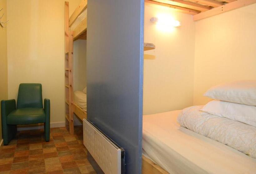 Кровать в Общей Комнате, Gallt Y Glyn Hostel