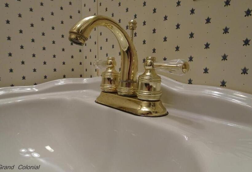 스탠다드 룸, Grand Colonial Bed And Breakfast