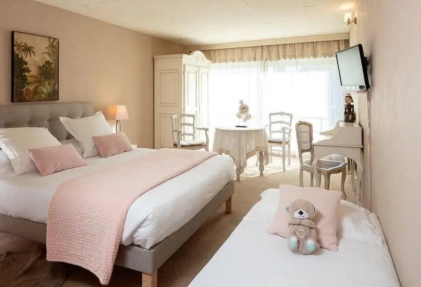 Classic Kolmen Hengen Huone, Hôtel Le Castellan