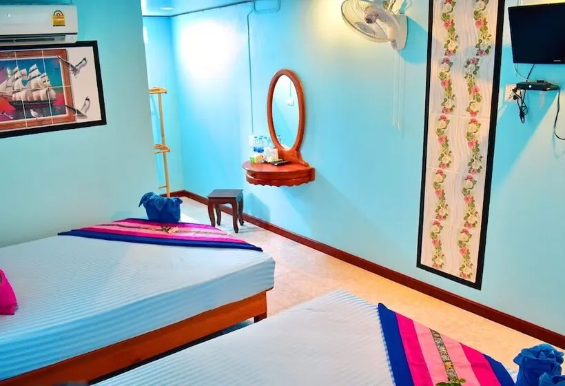 スタンダード4人部屋, Markhouse Bungalow Ko Kut