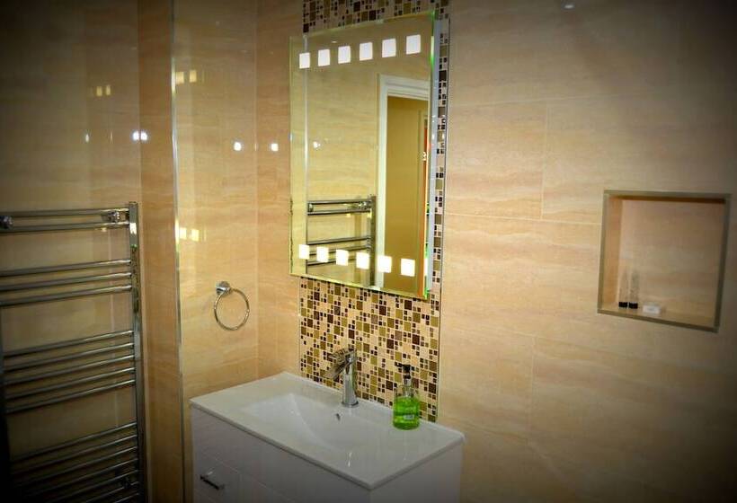 Cameră Deluxe, Heathrow Traveller B&b