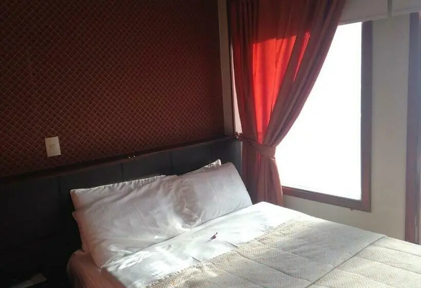 اتاق سوپریور, Plaza Muisca