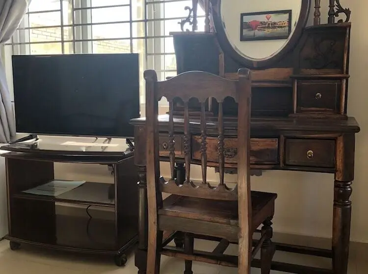 اتاق استاندارد چهار تخته, Three Palms Homestay