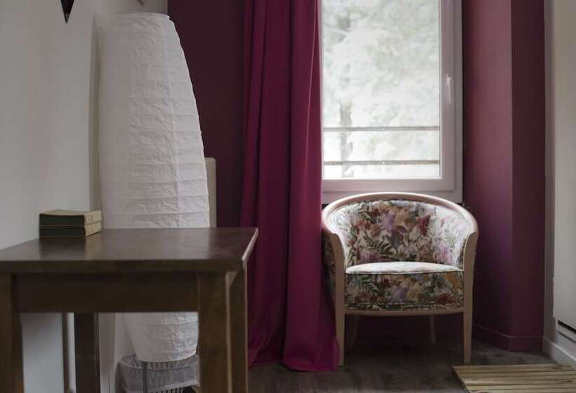 اتاق استاندارد, 1861 Chatel Hostel