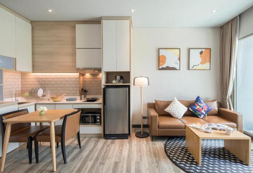 غرفة قياسية سرير كينج, Aisana Hotel Korat