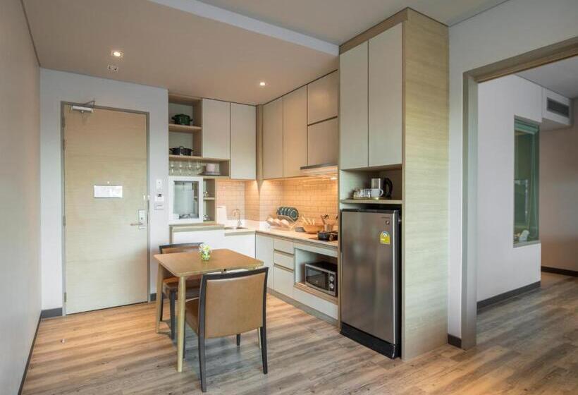 إستوديو قياسى مزودة بتراس, Aisana Hotel Korat