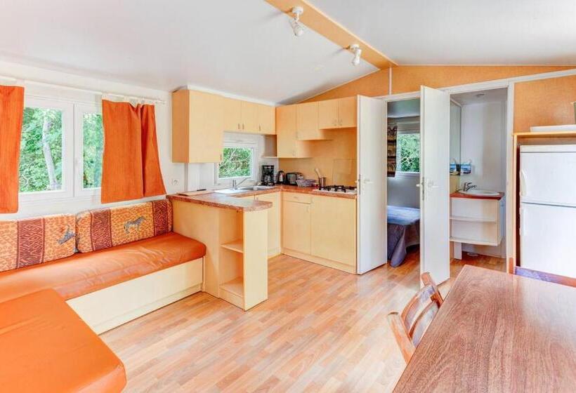 بنجلو قياسى غرفتين نوم, Château Saint Martin De Graves