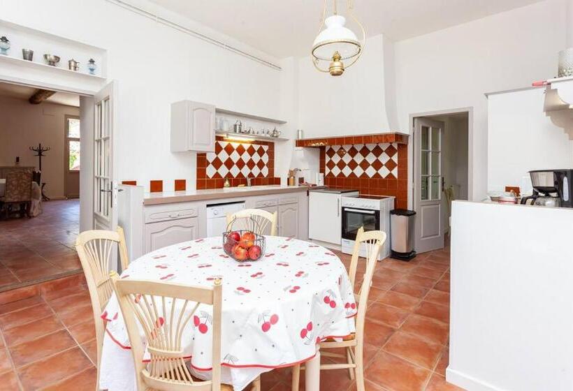 غرفة قياسية مطلة على المتنزه, Château Saint Martin De Graves