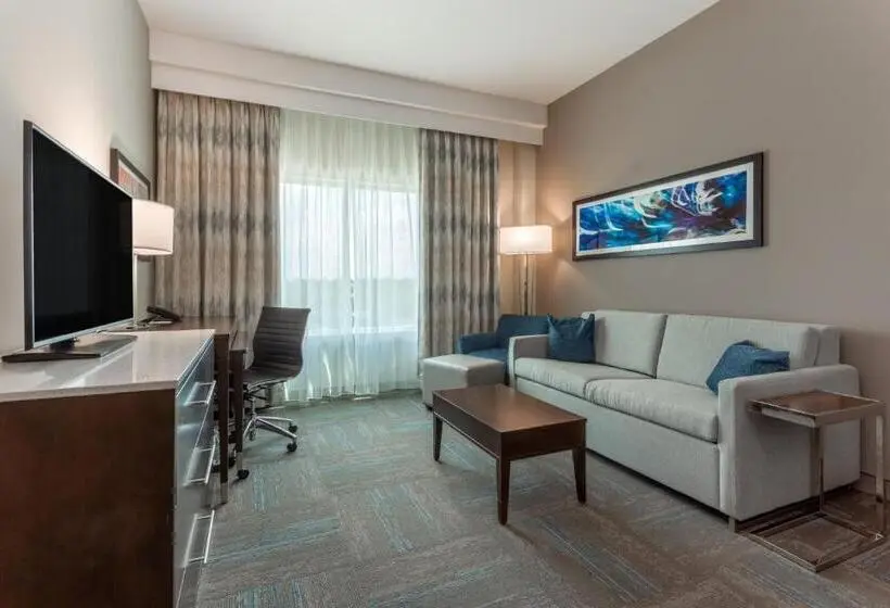 キングサイズベッドのスイートルーム, Holiday Inn & Suites   Jefferson City, An Ihg