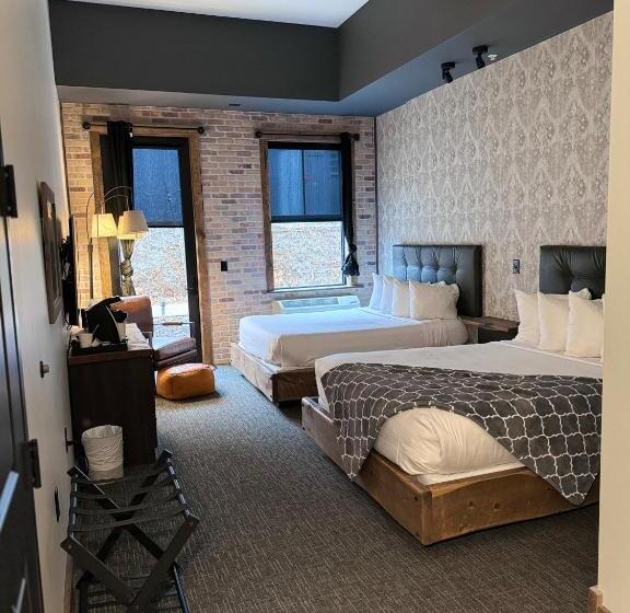 غرفة ديلوكس, Crosby