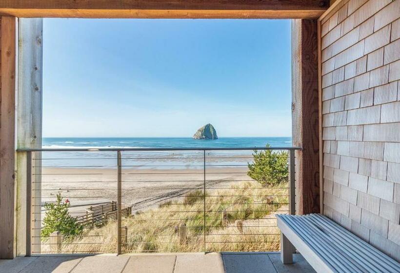 带大床的标准间, Headlands Coastal Lodge & Spa