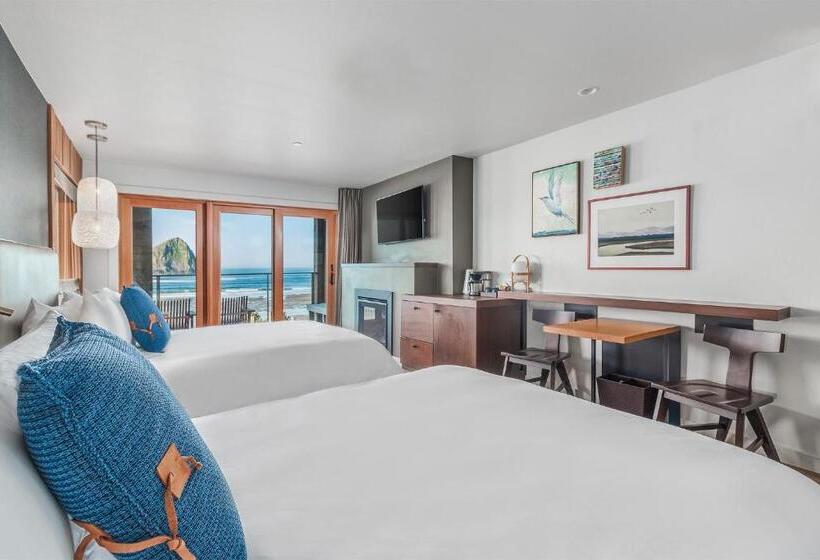 带特大床的标准间, Headlands Coastal Lodge & Spa