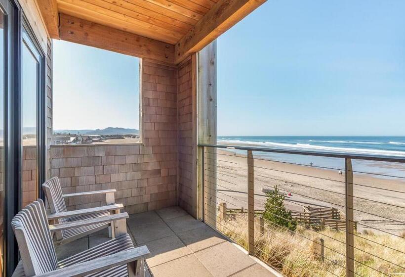 带大床的标准间, Headlands Coastal Lodge & Spa