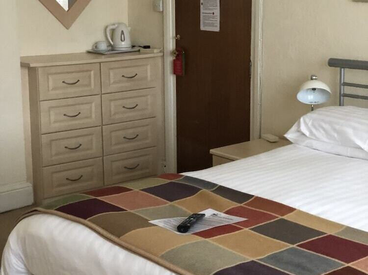 חדר סטנדרט, The Hunt Lodge