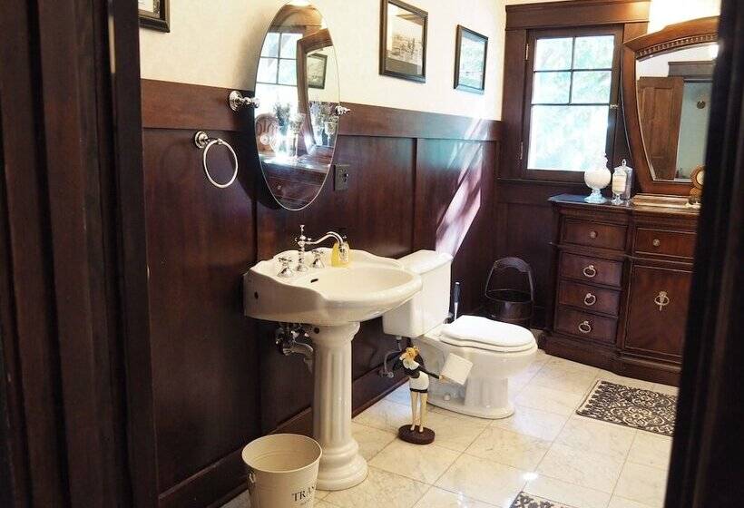 豪华房间, Lady Geneva Bed & Breakfast