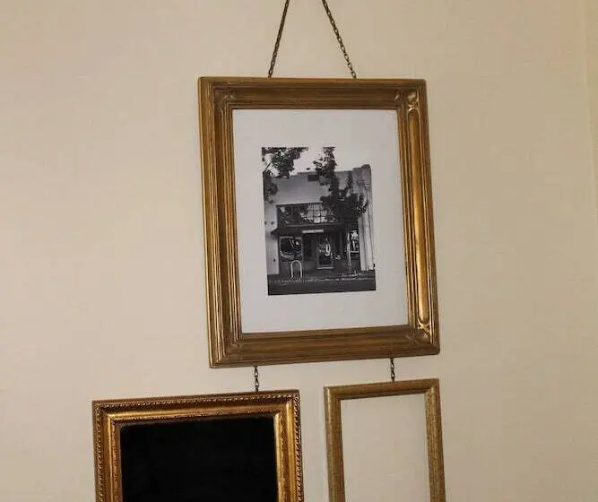 スーペリアールーム, Lady Geneva Bed & Breakfast