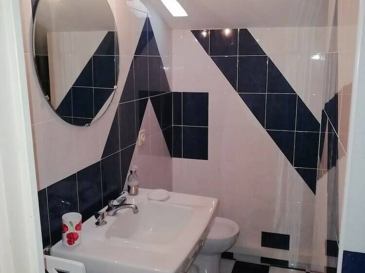 غرفة قياسية, Ancien Mas Du Moulin