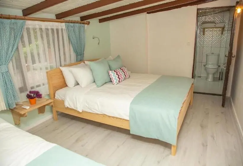 Triple Room Sea View, Kara Kedi Beach Bungalow