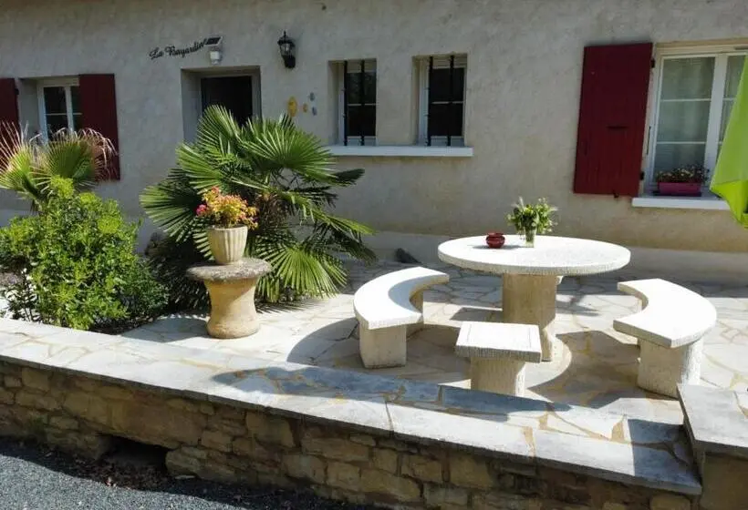 Perhestudio, La Bayardine