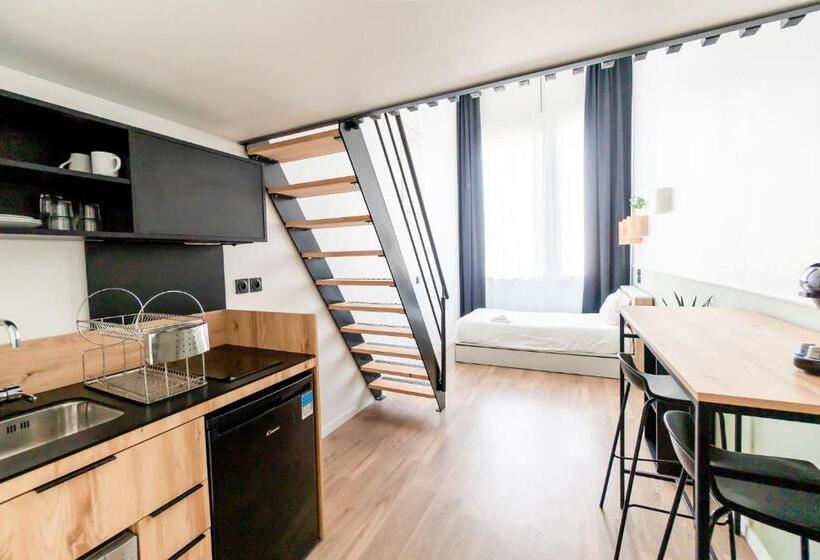 带1个卧室的豪华公寓, Ecla Paris Massy Palaiseau