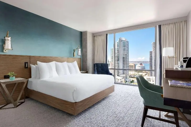اتاق استاندارد با چشم‌انداز, Carte Hotel San Diego Downtown, Curio Collection By Hilton