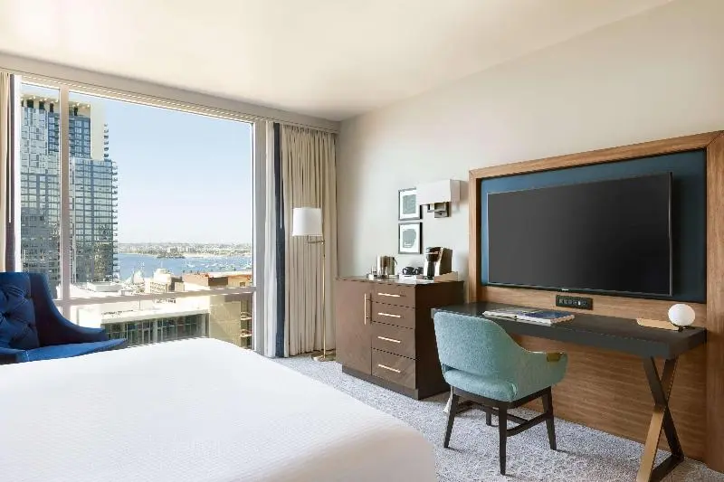 اتاق استاندارد با چشم‌انداز, Carte Hotel San Diego Downtown, Curio Collection By Hilton