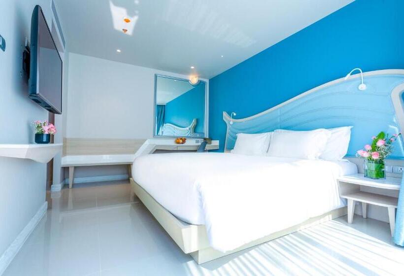 اتاق لوکس با تخت بزرگ, Centara Sonrisa Residences & Suites Sriracha