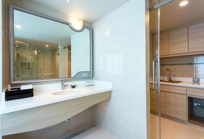 Номер Deluxe Кровать Кинг, Centara Sonrisa Residences & Suites Sriracha