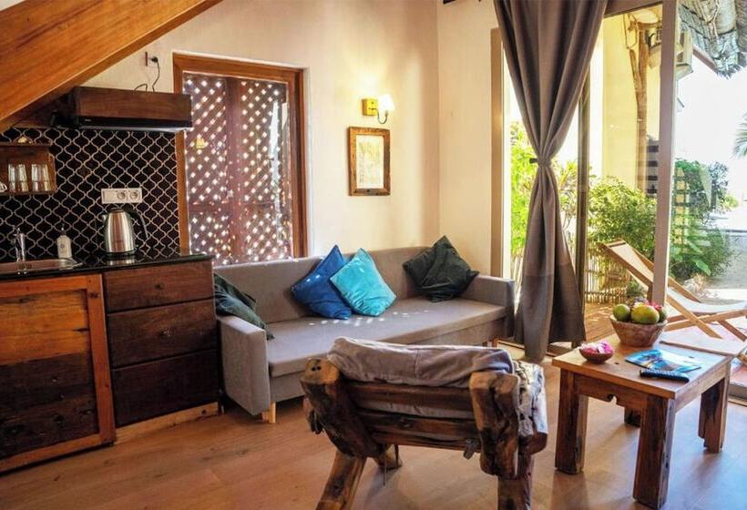 スーペリアー１ベッドルームビラ, Clove Island Villas & Spa