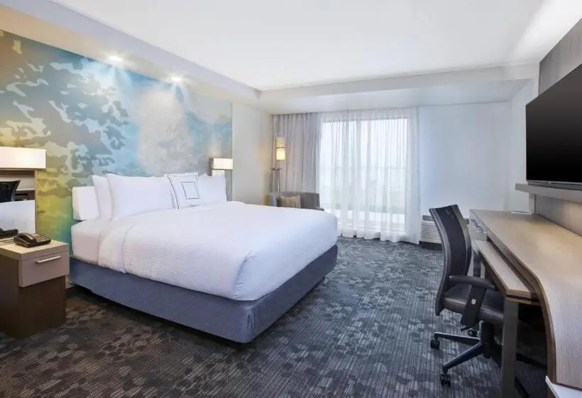 身障者適用キングサイズベッドルーム, Courtyard By Marriott St. Joseph Benton Harbor