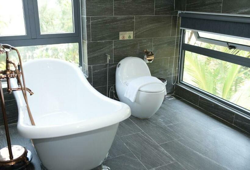 سوییت با چشمانداز استخر, Sea’lavie Boutique Resort & Spa