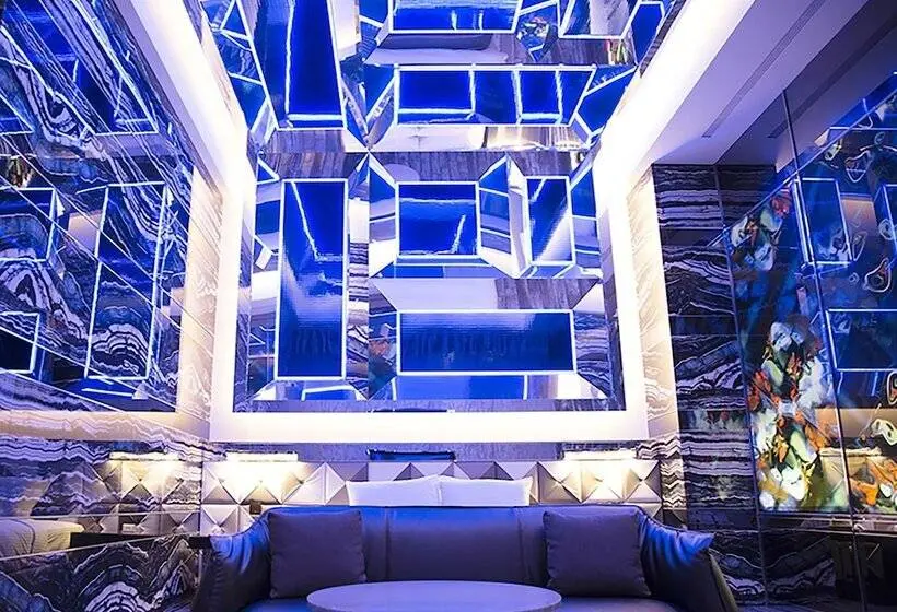 اتاق سوپریور, Royal Group Motel Fengshan Branch