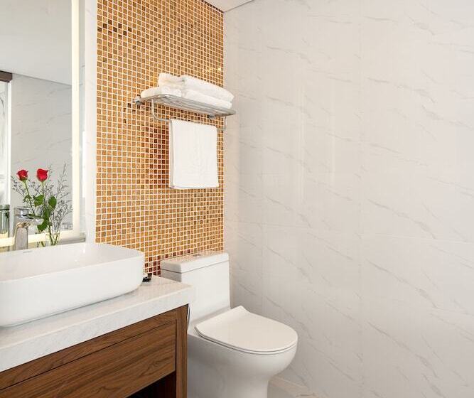 اتاق اجرایی با تخت بزرگ, Cn Palace Boutique Hotel & Spa