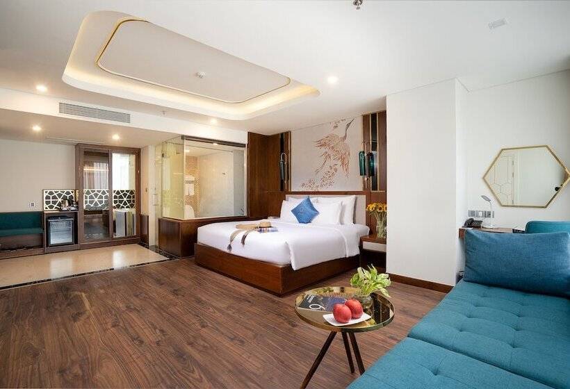 اتاق اجرایی با تخت بزرگ, Cn Palace Boutique Hotel & Spa