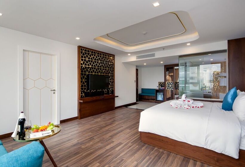 اتاق اجرایی با تخت بزرگ, Cn Palace Boutique Hotel & Spa