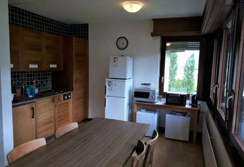 Standard Yhden Hengen Huone Parveke, Gästehaus St. Ursula