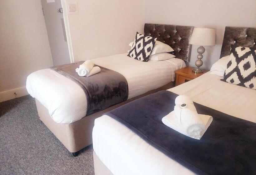 חדר סטנדרט, The Black Lion Royal