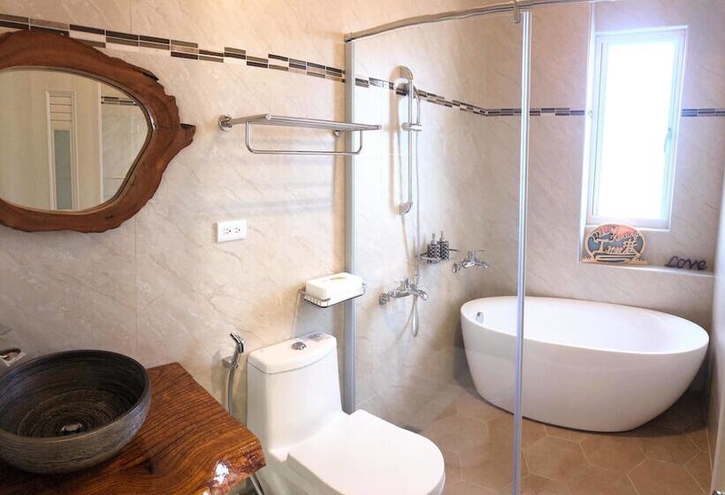 اتاق استاندارد چهار تخته, Inn Siang B&b