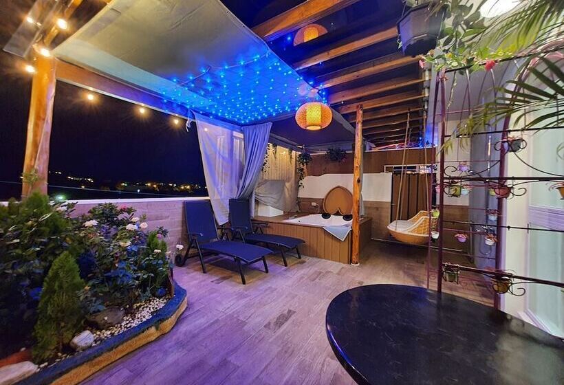 اتاق استاندارد چهار تخته, Inn Siang B&b