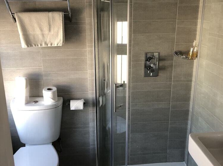 اتاق استاندارد, Newton House Oxford